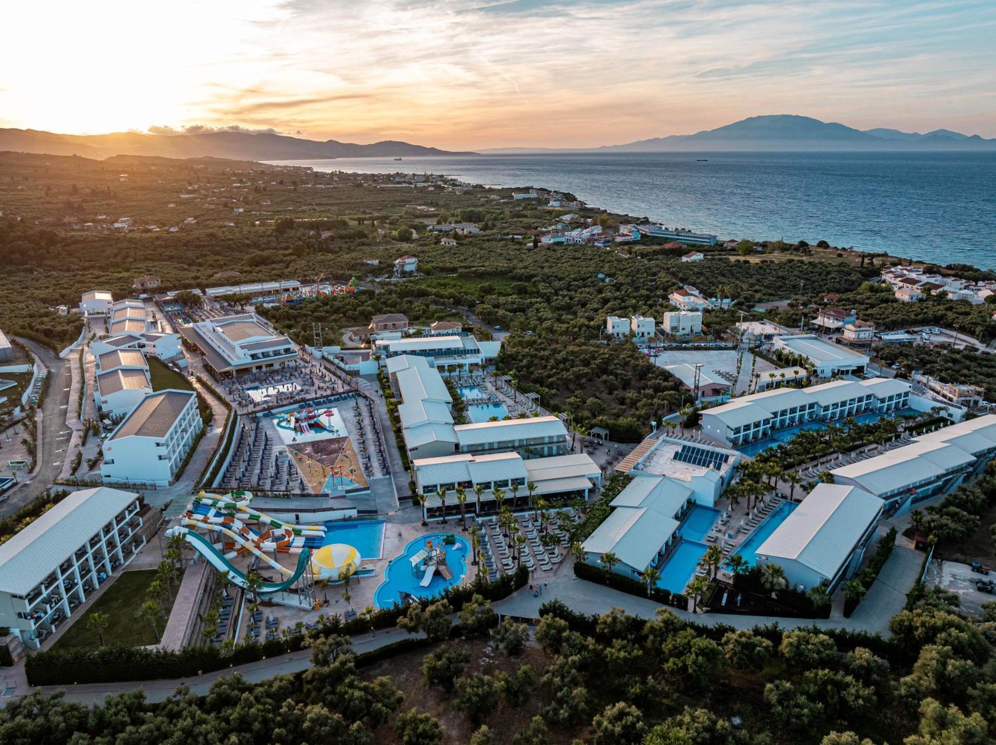 Caretta Paradise & Waterpark