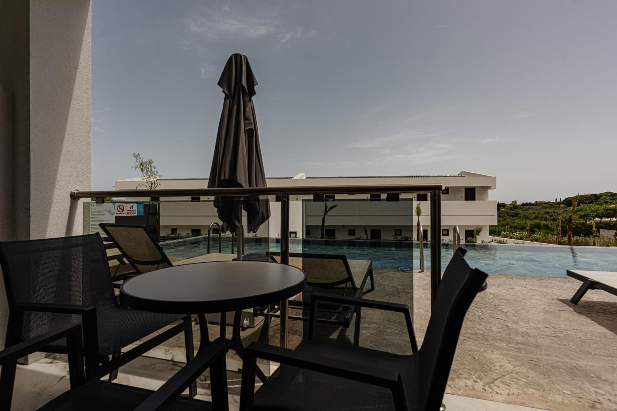 Caretta Paradise & Waterpark Hotel Tragaki
