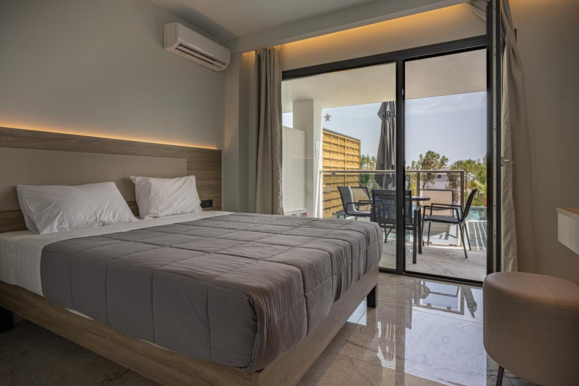 Hotel Caretta Paradise & Waterpark