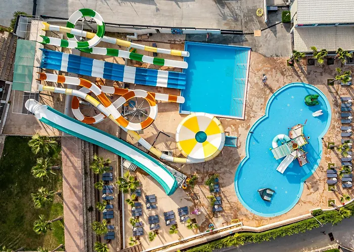 Caretta Paradise Resort & Waterpark