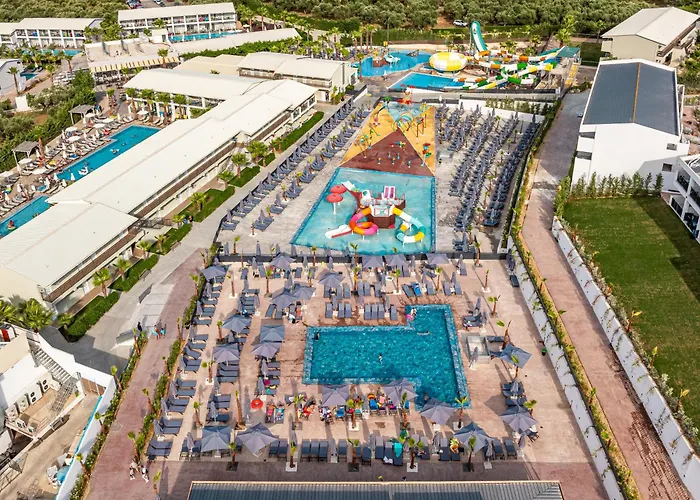Caretta Paradise Resort & Waterpark