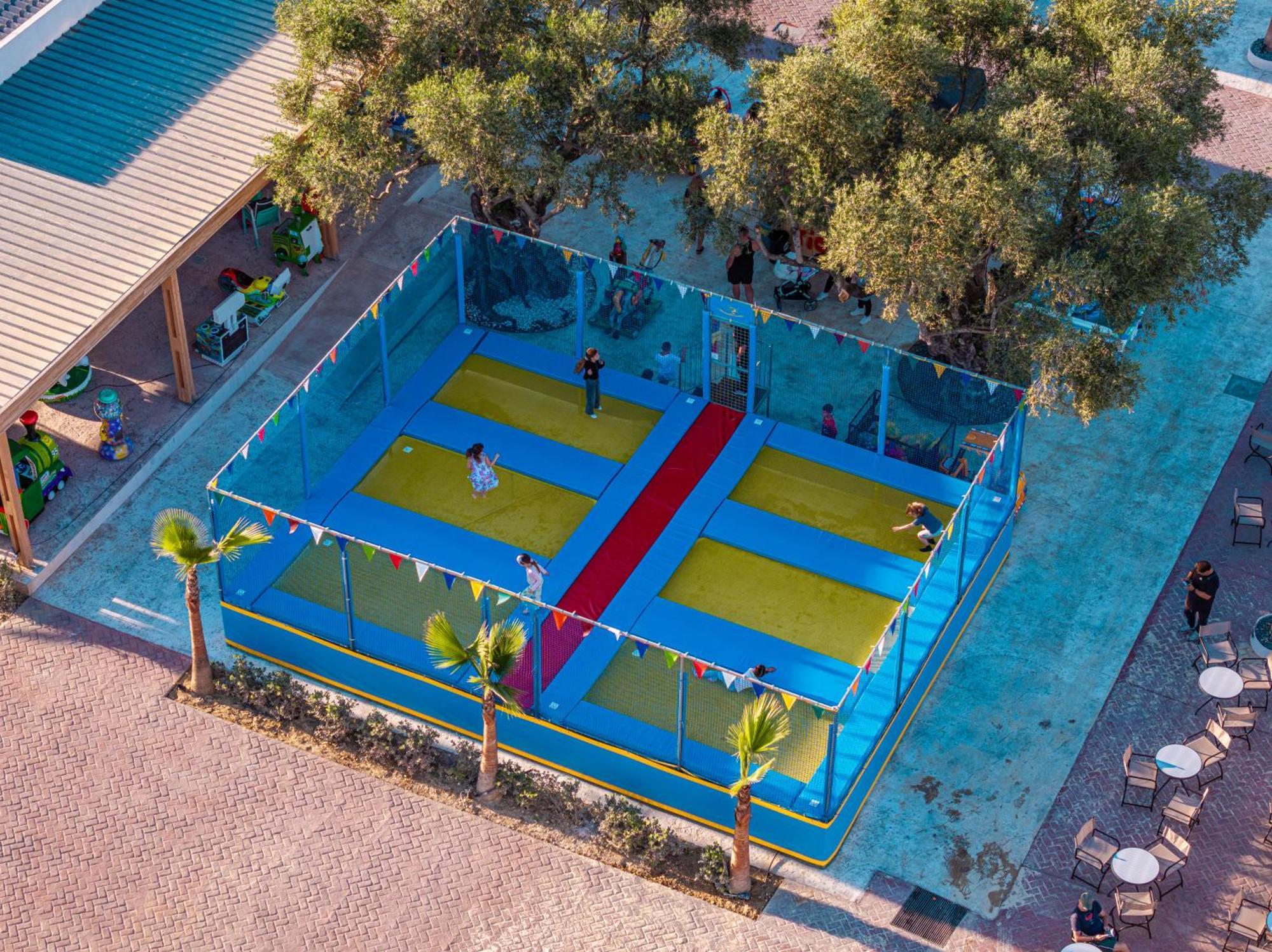 Caretta Paradise & Waterpark