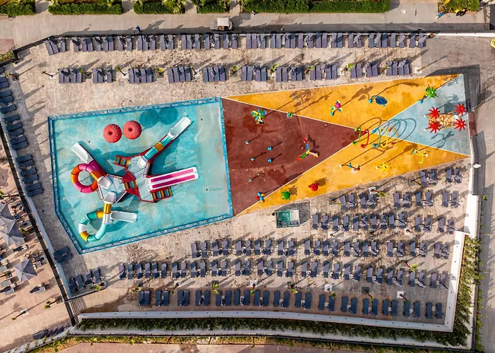 Caretta Paradise Resort & Waterpark